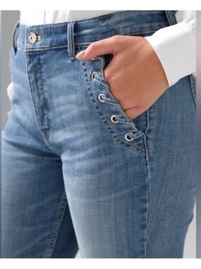 WHBM High-Rise Everyday Soft Denim™ Grommet Pocket Slim Jeans Blue Size 8